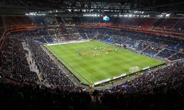 Лион ще си гарантира място в Шампионската лига