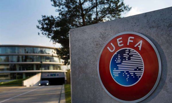 УЕФА глоби Цървена звезда заради обиди към Ибра