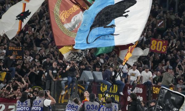 Защитник на Рома отнесе наказание от два мача заради знаме с плъхове 