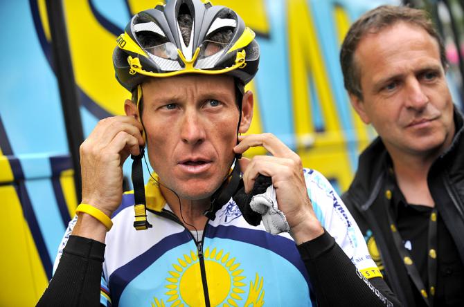 Армстронг е заплашен от глоба в размер на 97 милиона долара