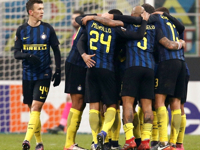 Интер с победа, Фиорентина стигна до равенство като за финал в Серия А