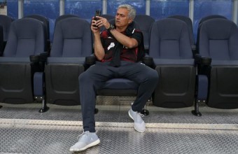 Жозе забрани изображения на футболисти на клубния автобус
