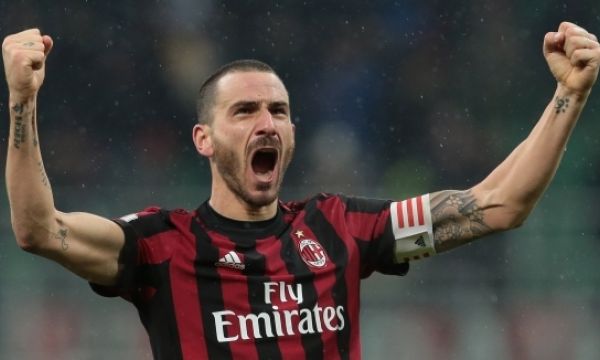 Късмет помогна на Милан за трите точки срещу Кротоне (видео)