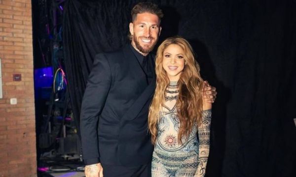 Кошмарът на Пике: Рамос връчи награда на Шакири за песен за бившия ѝ съпруг 