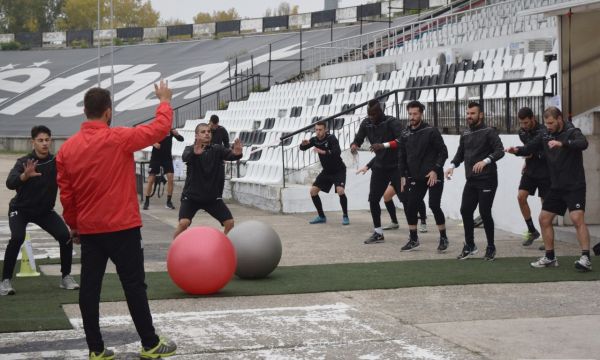 Двуразови тренировки за Локо Пловдив по време на паузата 