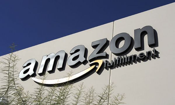 Amazon с интерес към Висшата лига, в Англия очакват лавинообразни доходи