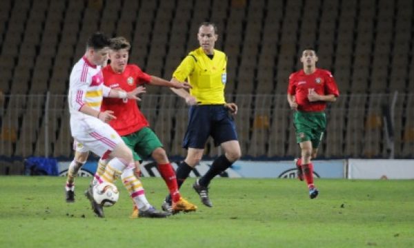 Националният на България (U 17) загуби шансове за Европейското